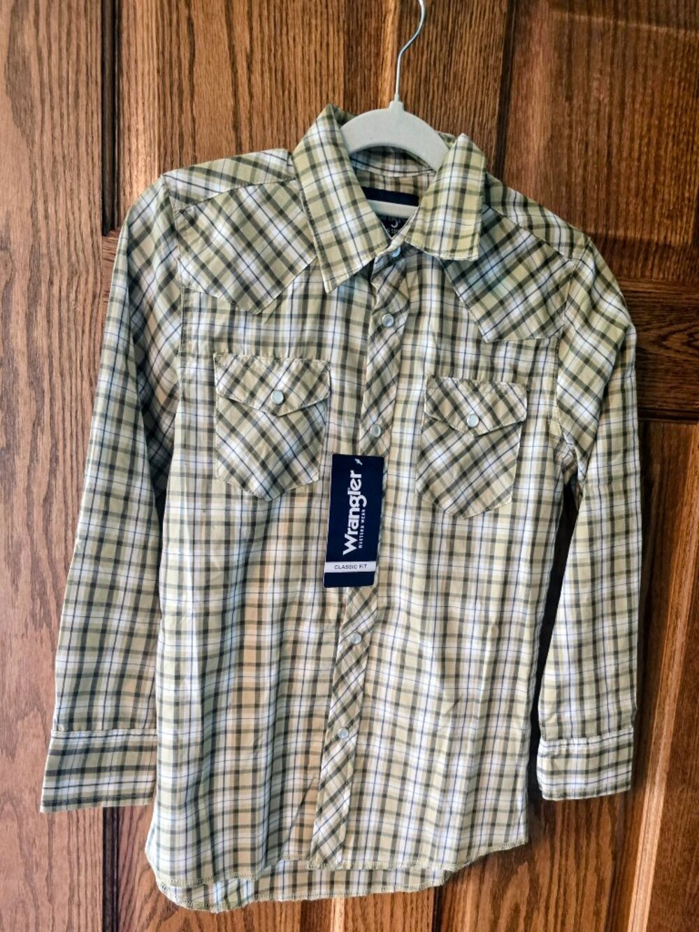 Boys Wrangler Western Shirt NWT Size M (7/8) Snap Front Plaid